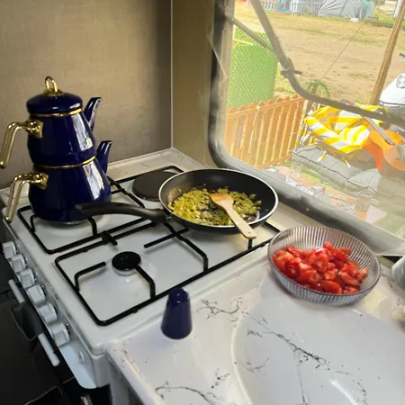 Yakamoz Karavan *